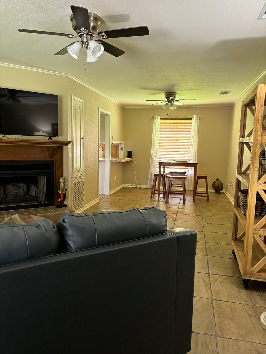 Furnished Finder property 580431_1 photo 2