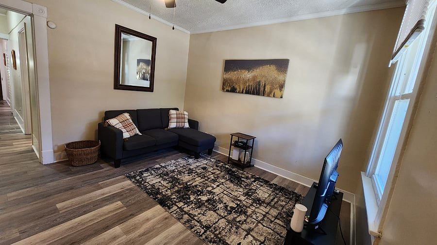 Furnished Finder property 580466_1 photo 3