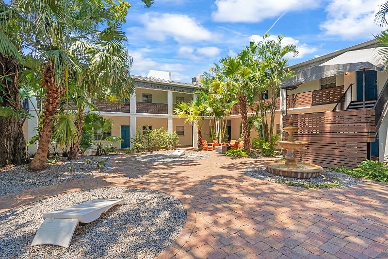 Furnished Finder property 580533_1 photo 35