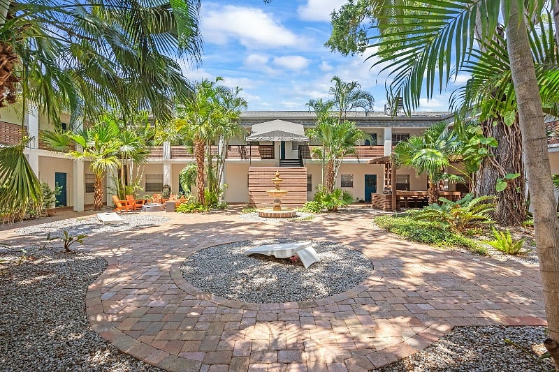 Furnished Finder property 580533_1 photo 37