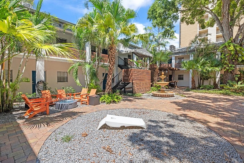Furnished Finder property 580533_1 photo 38