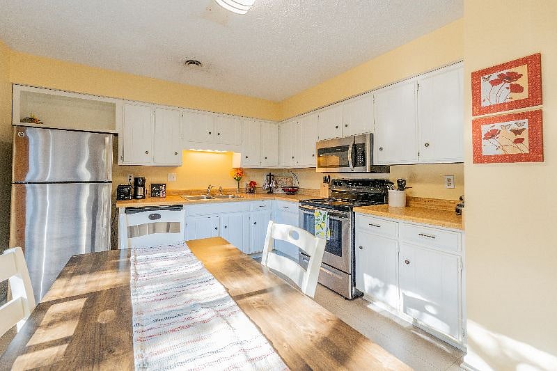 Furnished Finder property 580569_1 photo 14