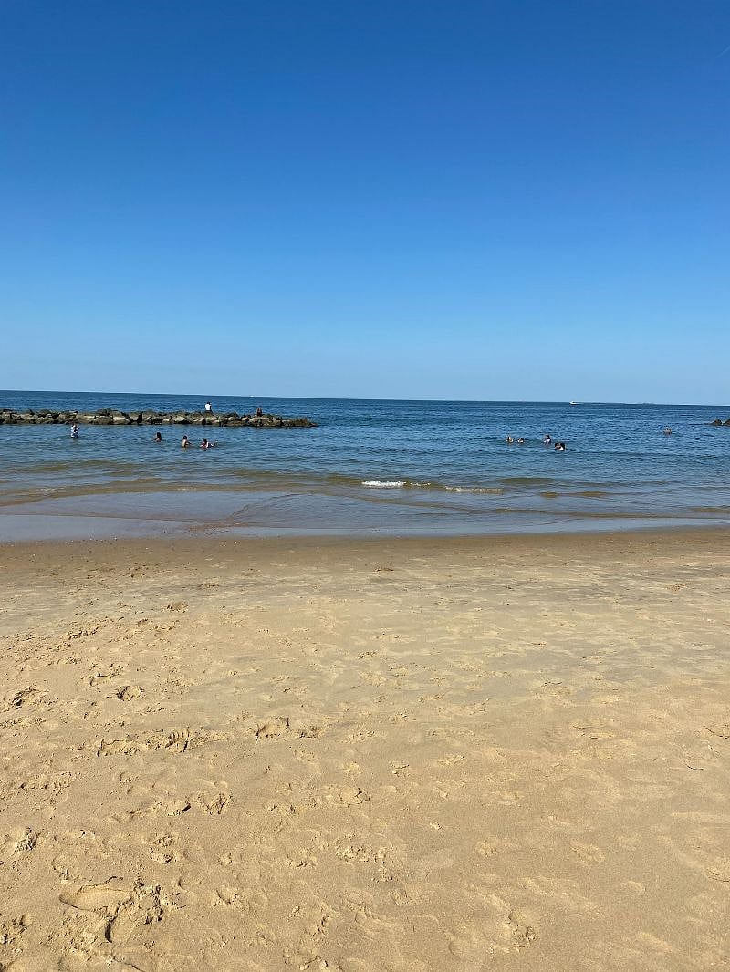 Closer look at the beach.