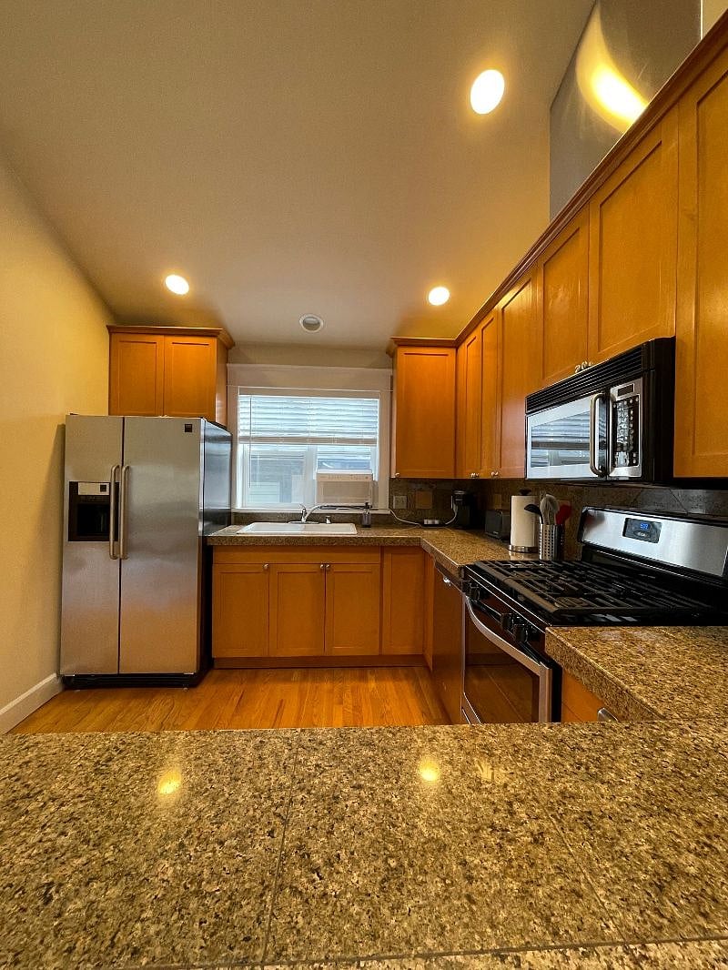 Furnished Finder property 580718_1 photo 9