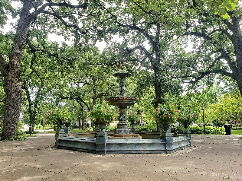 Irvine Park