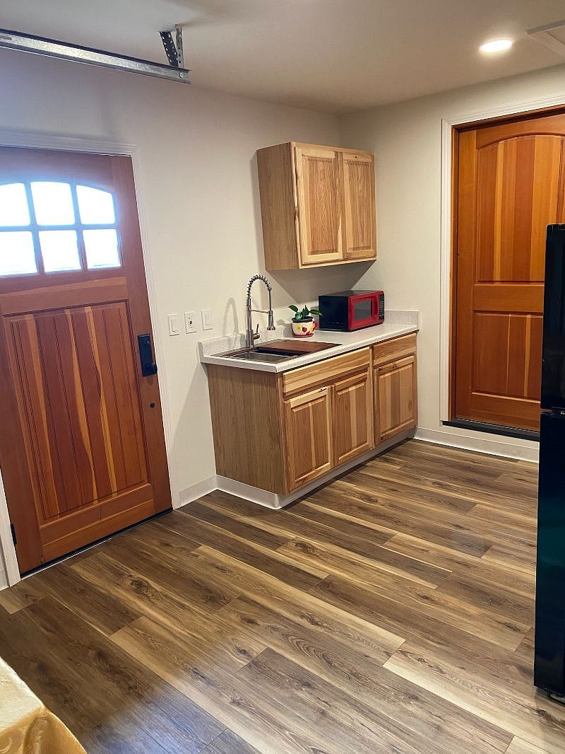 Furnished Finder property 580746_1 photo 1