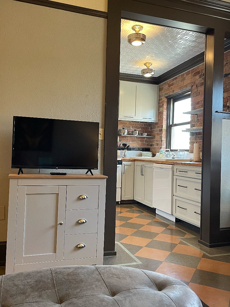 TV with streaming services included