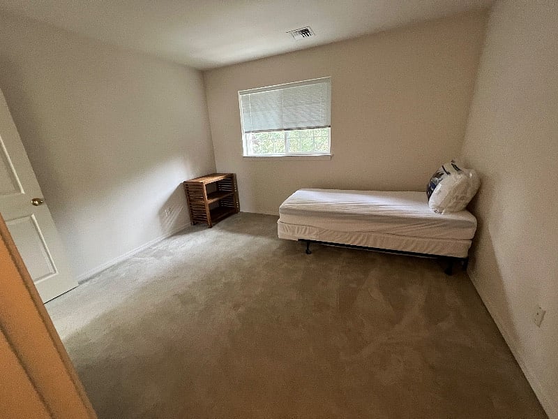 Furnished Finder property 580800_1 photo 6