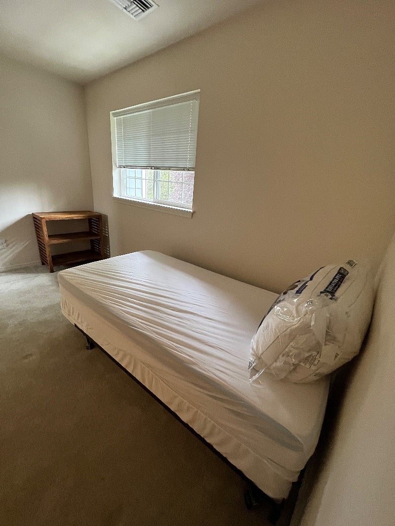 Furnished Finder property 580800_1 photo 8