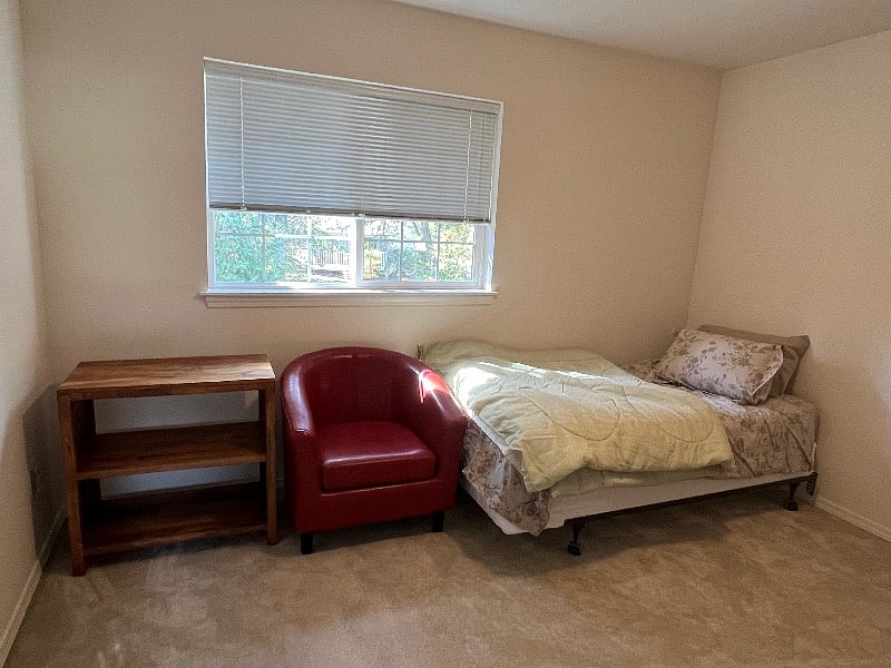 Furnished Finder property 580800_1 photo 11