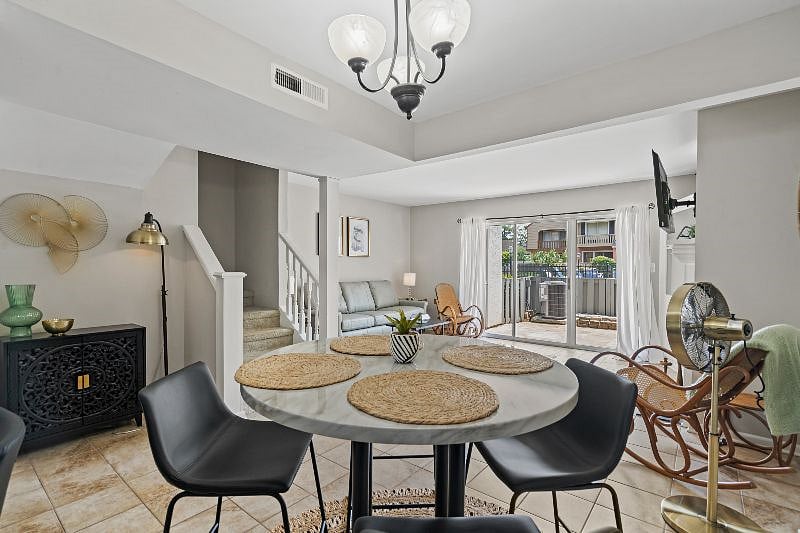 Furnished Finder property 580843_1 photo 7