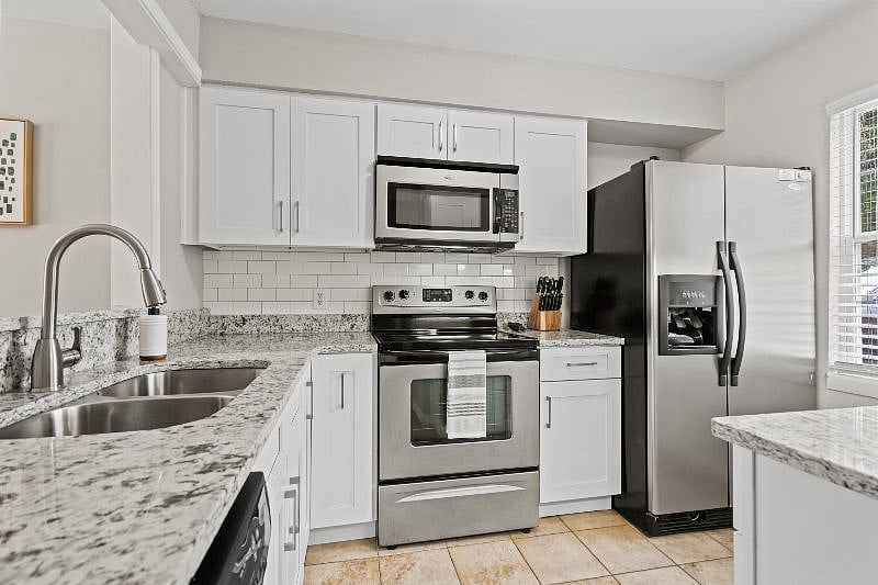 Furnished Finder property 580843_1 photo 8