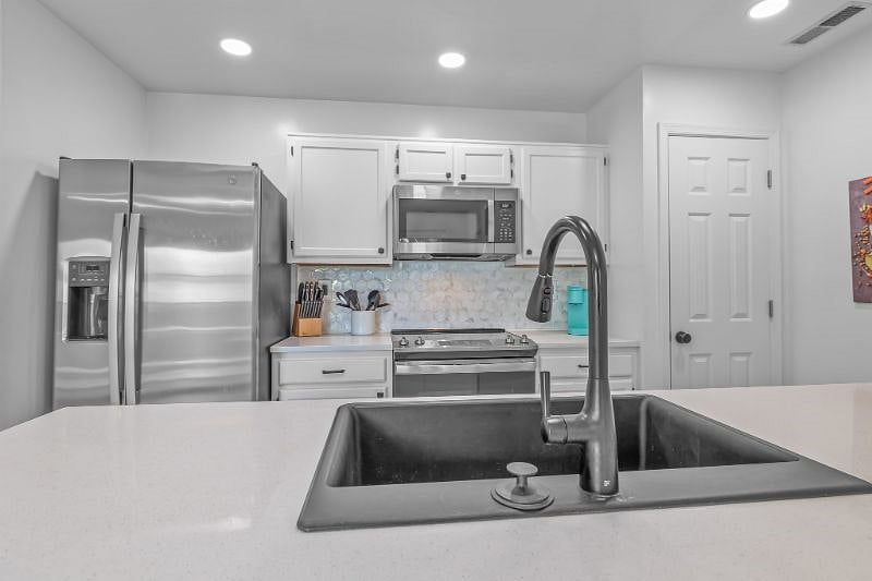 Furnished Finder property 580858_1 photo 15
