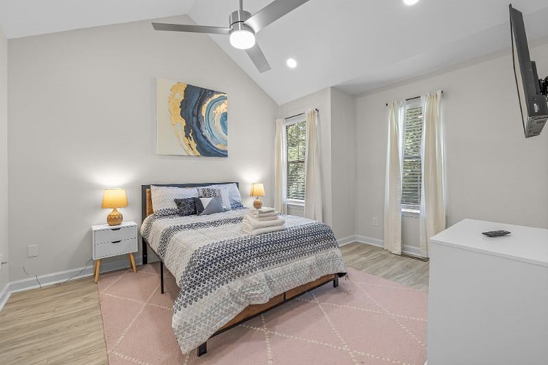 Furnished Finder property 580858_1 photo 24