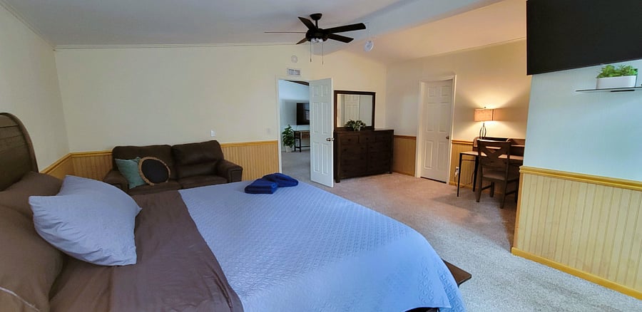 Master suite