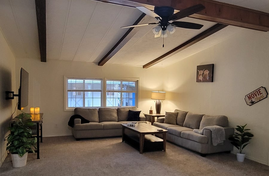 Cozy Livingroom with sectional sofa
