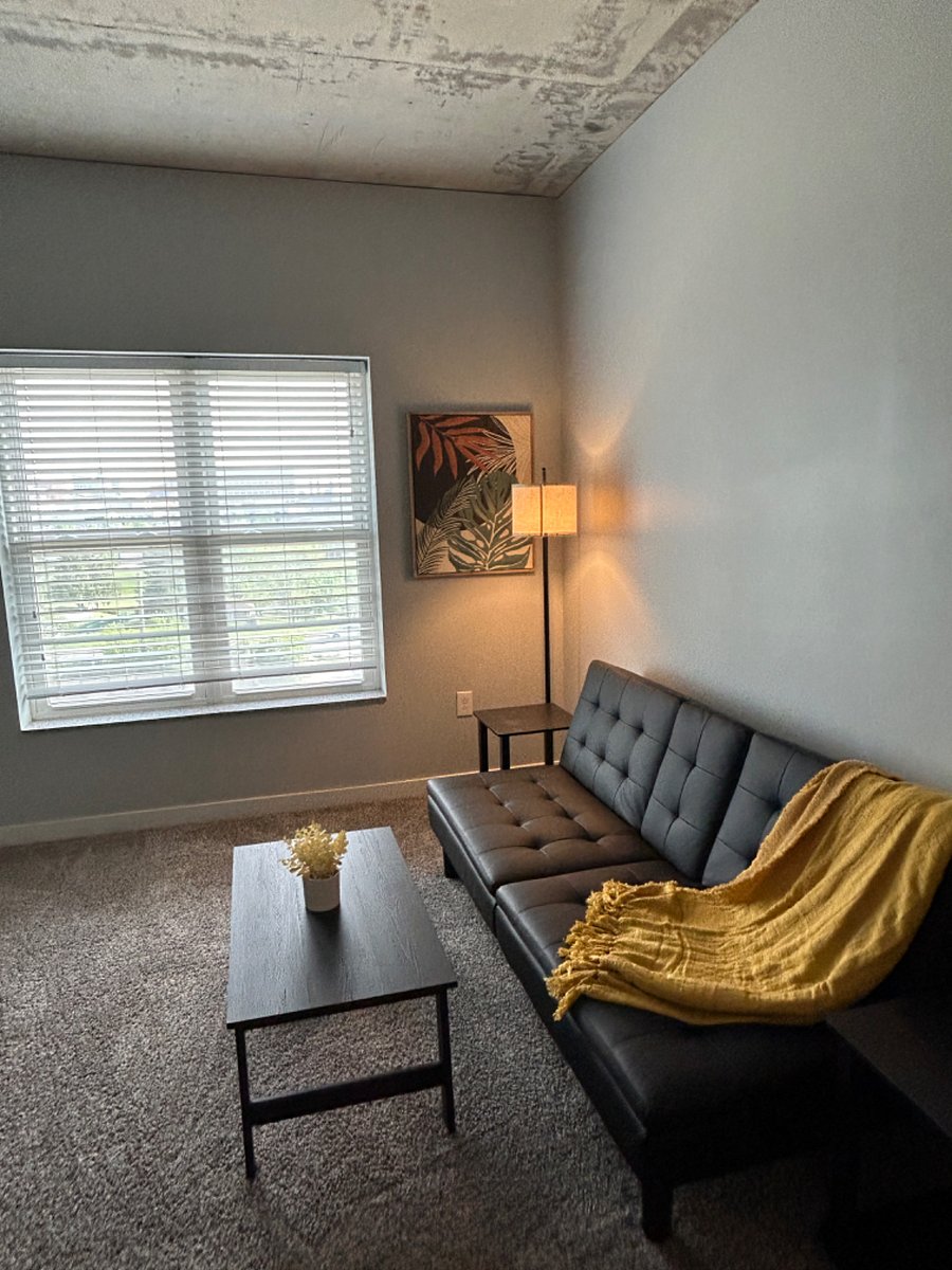 Furnished Finder property 580901_1 photo 17