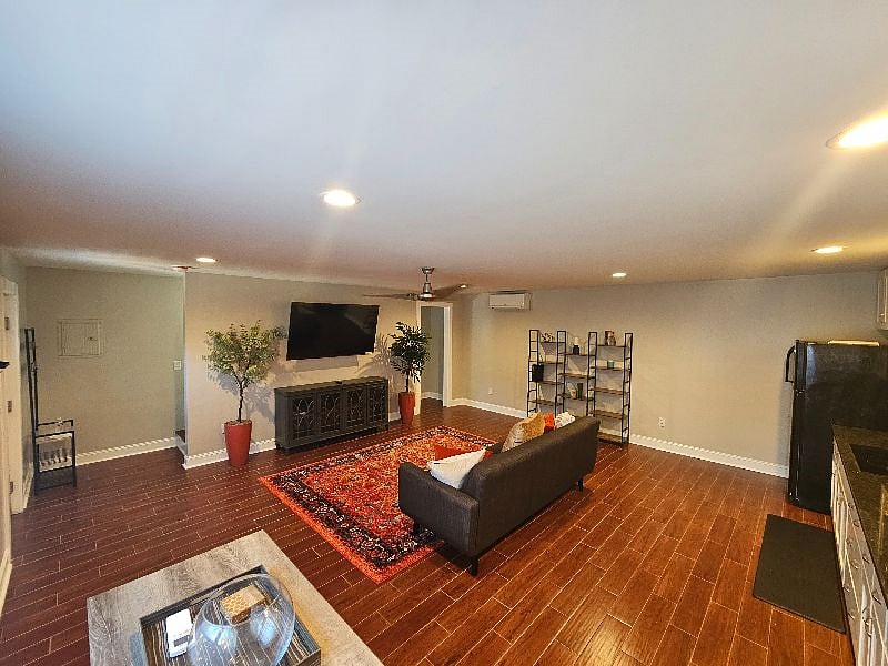Furnished Finder property 580909_1 photo 3