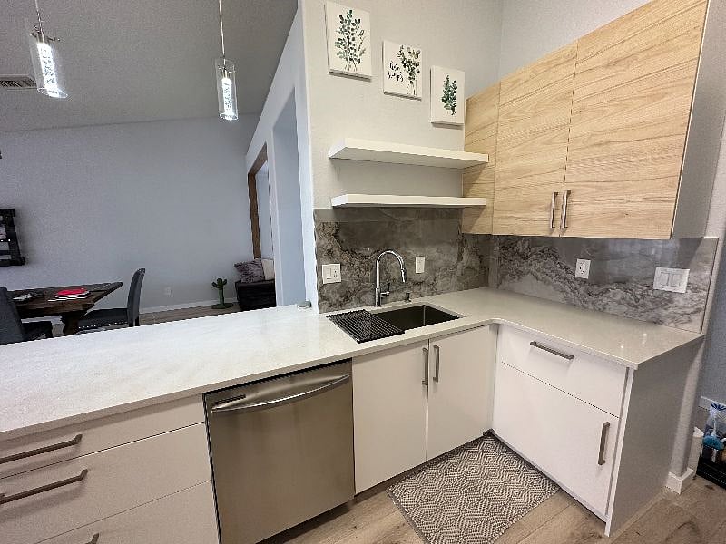 Furnished Finder property 580968_1 photo 14
