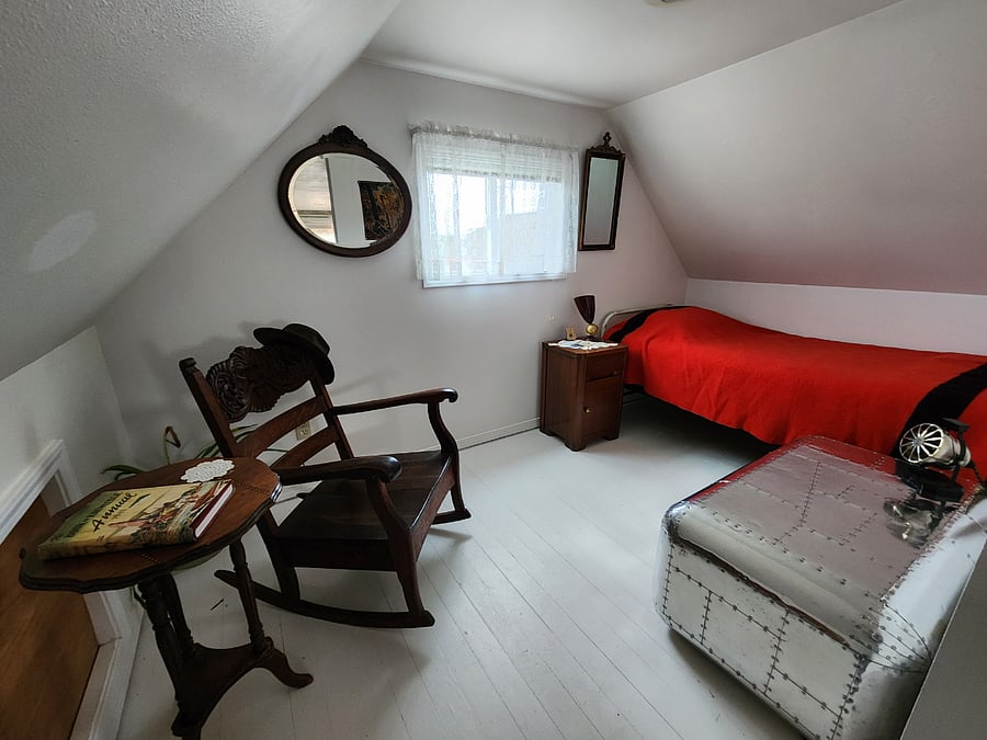Upstairs sitting room makes a great place to read a book or renew your mind.