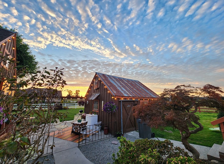 Post card worthy. Your stay at the Country Cottage will be divine.
