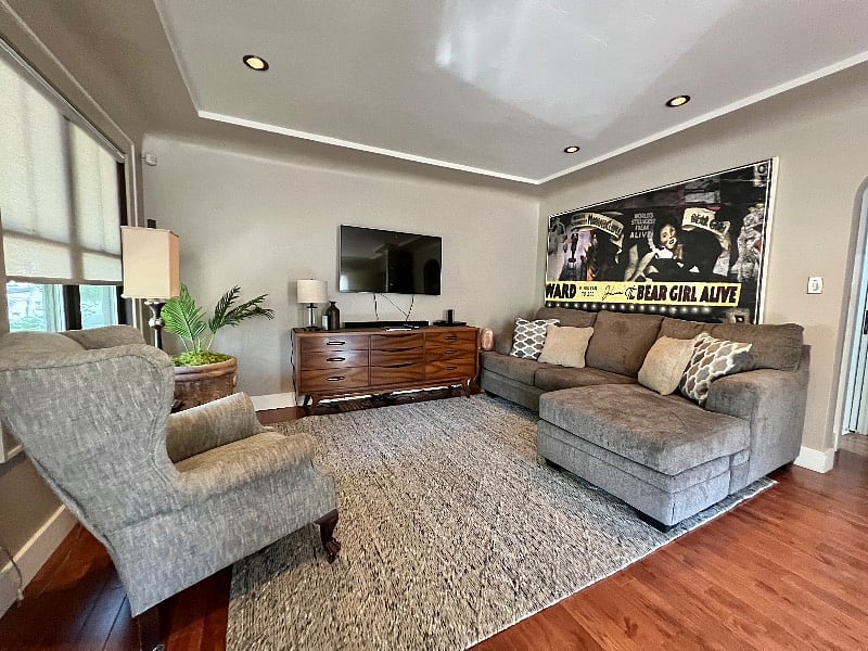 Furnished Finder property 580980_1 photo 3