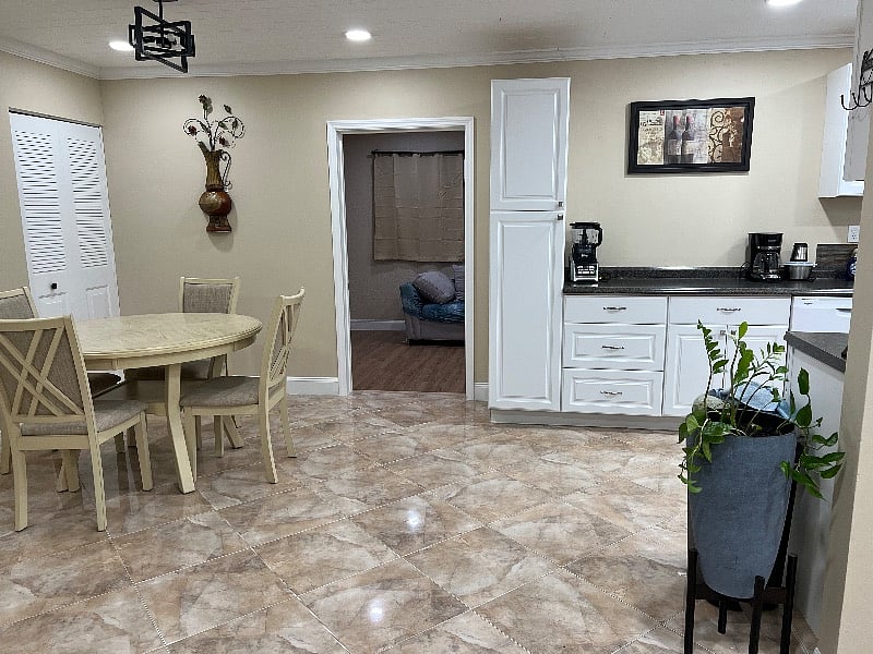 Furnished Finder property 581098_1 photo 3