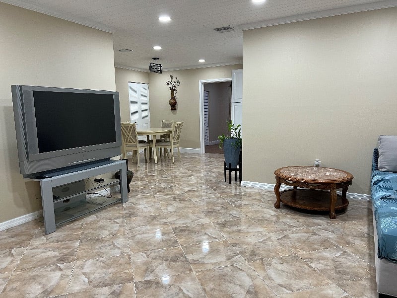 Furnished Finder property 581098_1 photo 10
