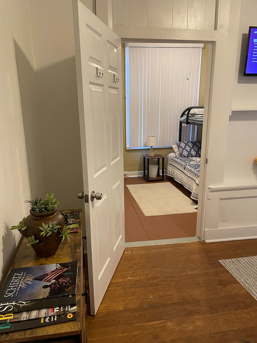 Furnished Finder property 581194_1 photo 7