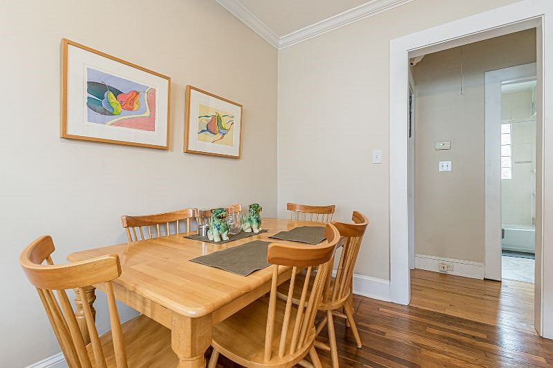 Diningroom view