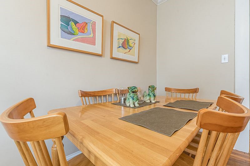 Diningroom view