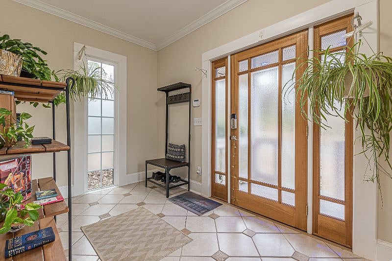 Front door entry way view