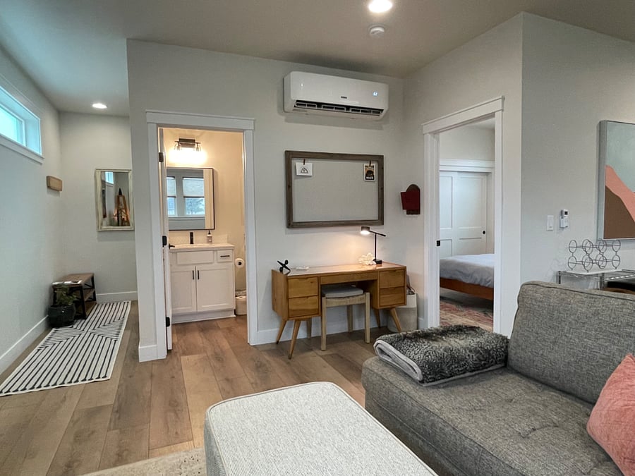 Furnished Finder property 581268_1 photo 9