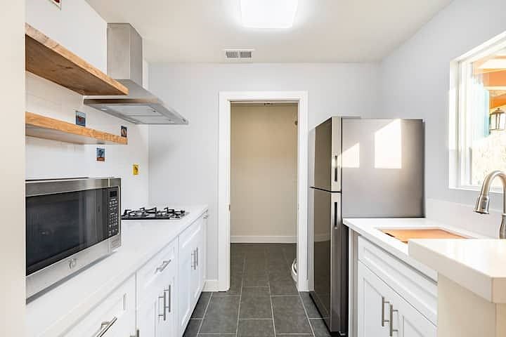 Furnished Finder property 581273_1 photo 12