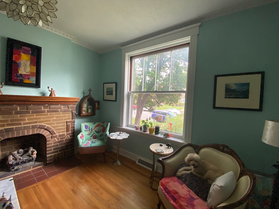 Cozy living room with lovely gas fire.