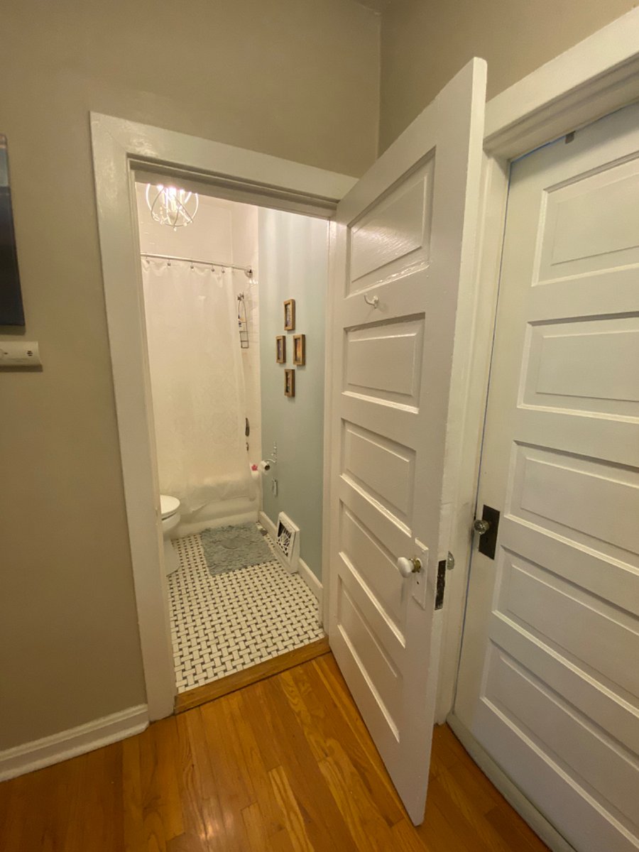 White bathroom for Hollys Home