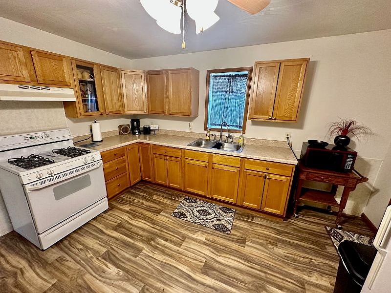 Full Kitchen