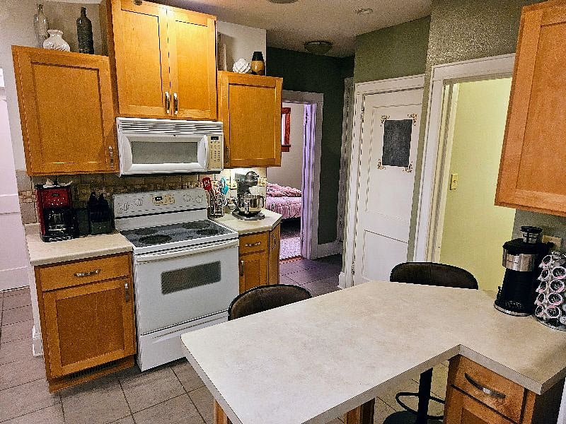Furnished Finder property 581400_1 photo 11