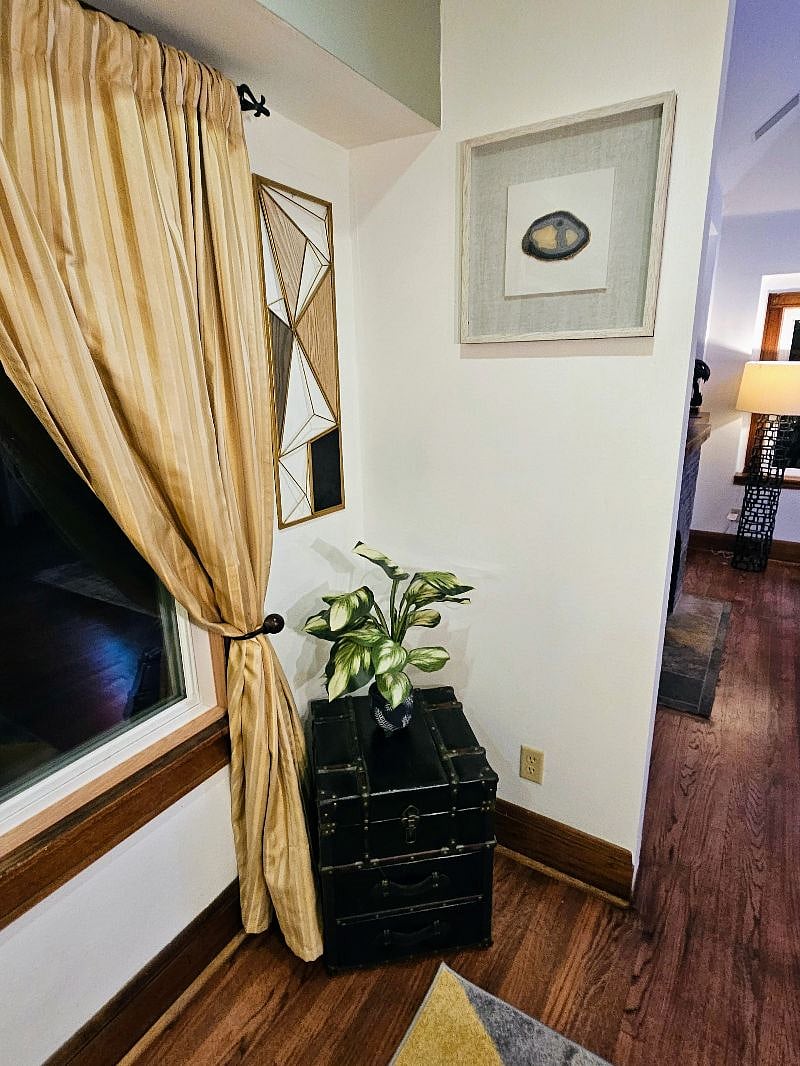 Furnished Finder property 581400_1 photo 8