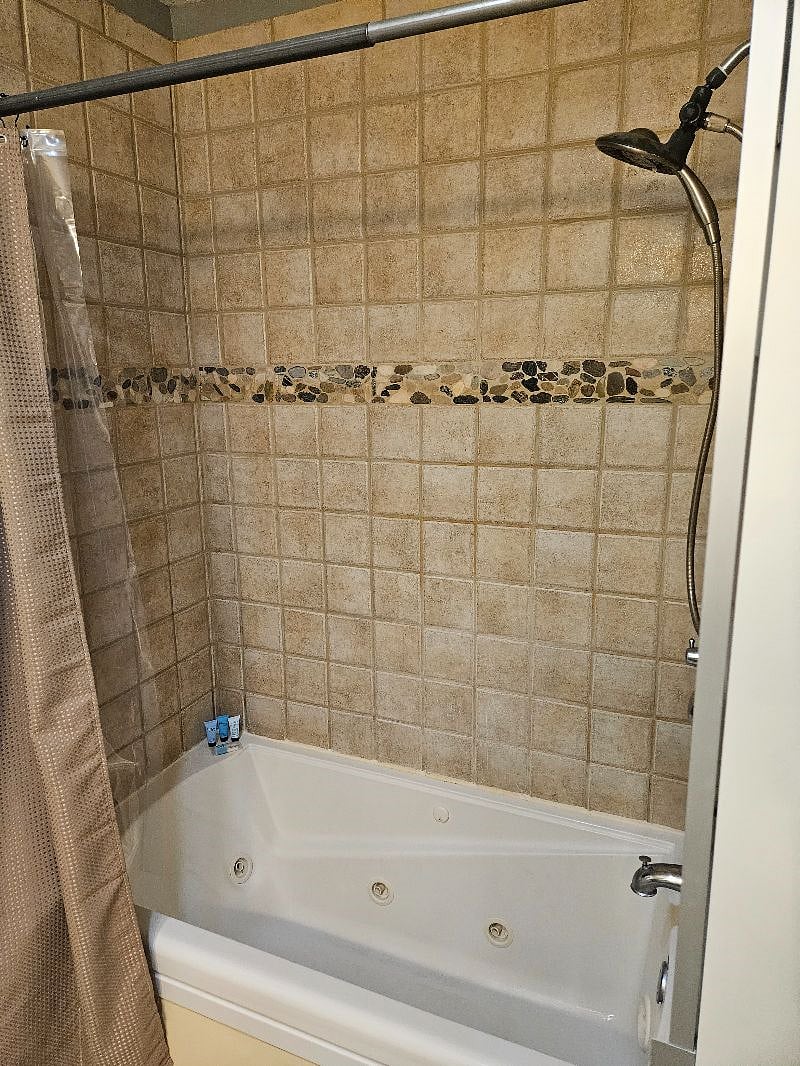 Furnished Finder property 581400_1 photo 24