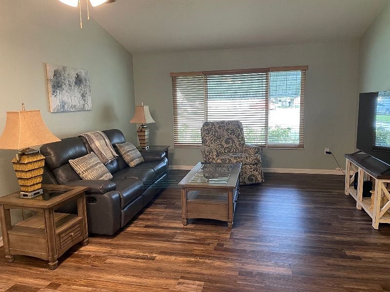 Furnished Finder property 581407_1 photo 6