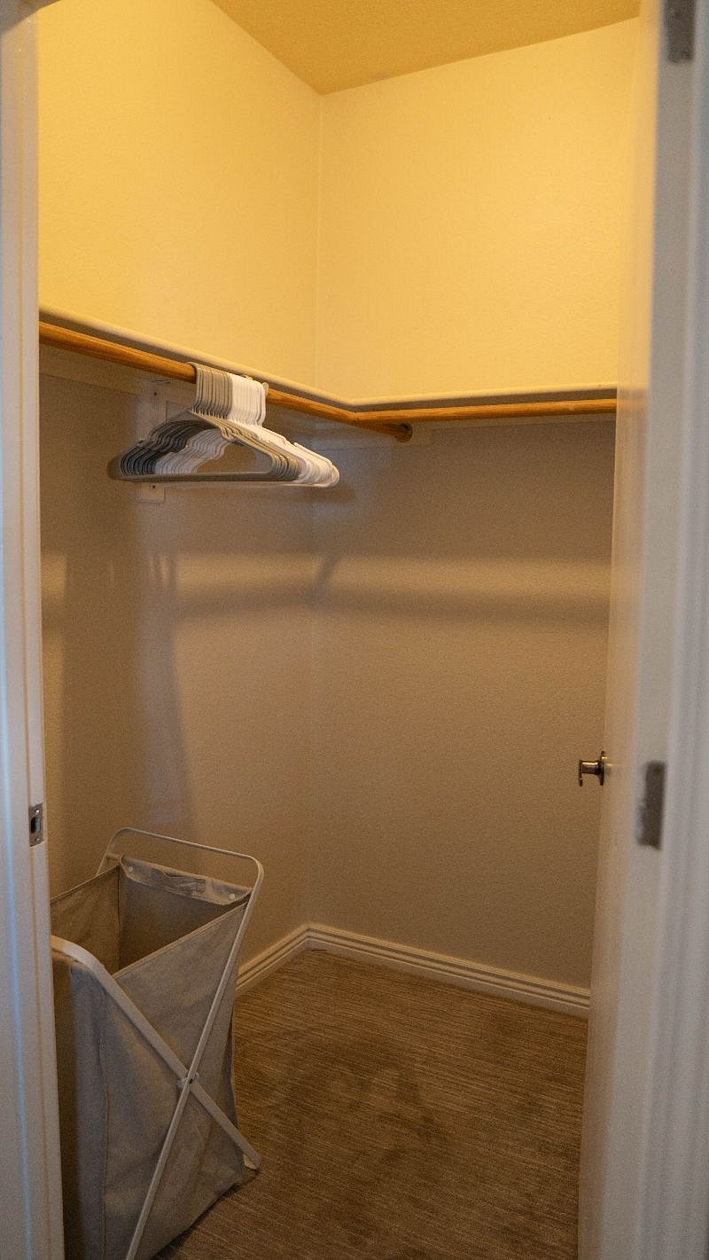 Walk-in closet