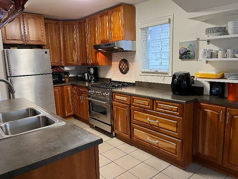 Furnished Finder property 581457_1 photo 6