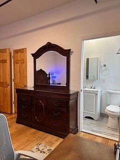 bedroom #1, dresser, en suite bath