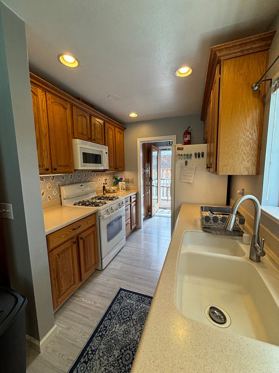 Furnished Finder property 581541_1 photo 9