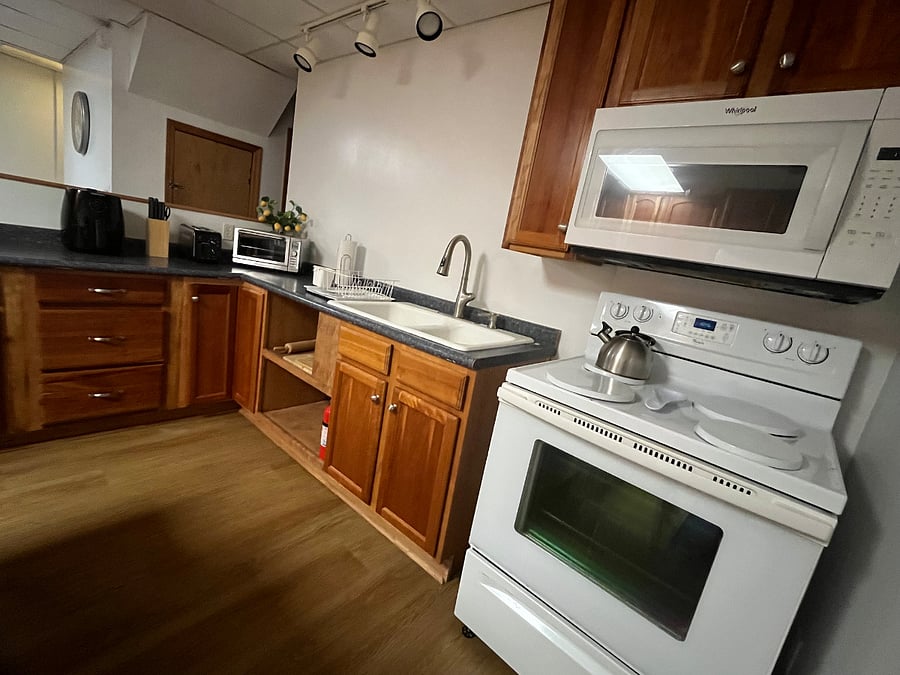 Furnished Finder property 581618_1 photo 15