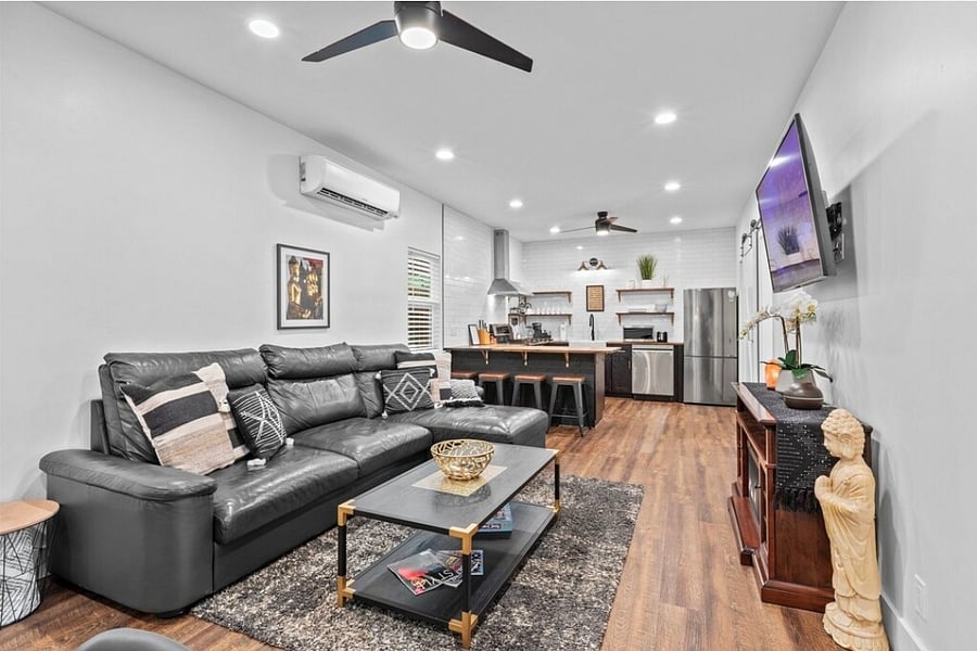 Furnished Finder property 581647_1 photo 3