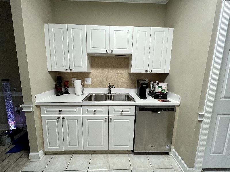 Furnished Finder property 581667_1 photo 9