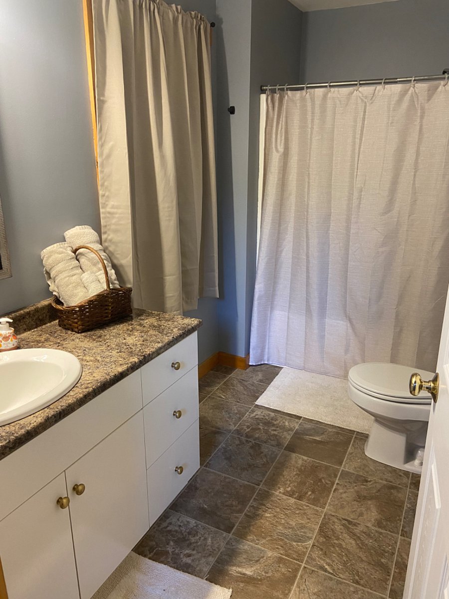 Furnished Finder property 581686_1 photo 3