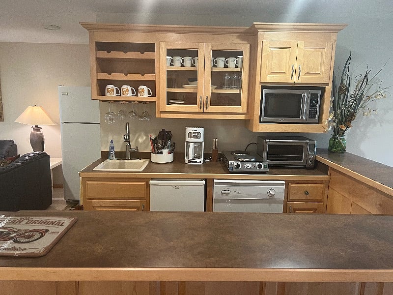 Furnished Finder property 581700_1 photo 9